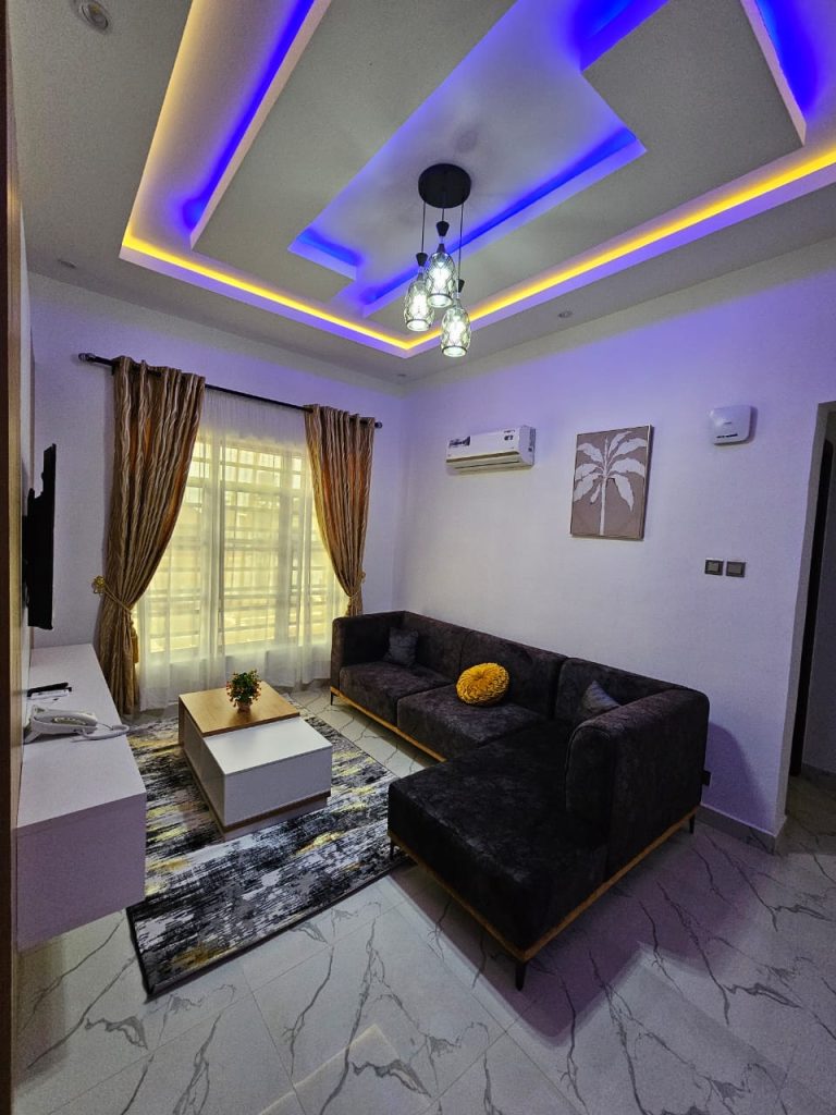 SRM admiral living room